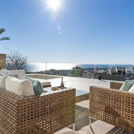 Villa Frelouka - Luxury For Golf Lovers With An Amazing View
