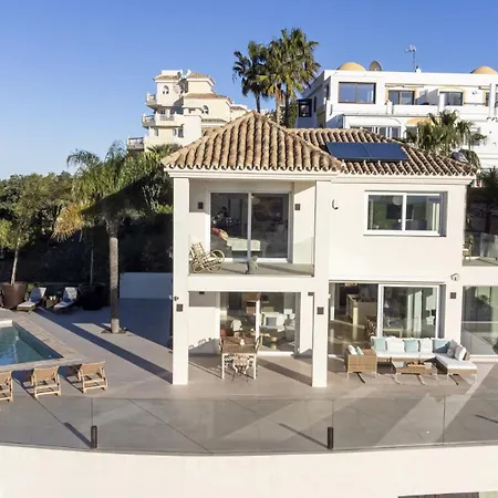 Villa Frelouka - Luxury For Golf Lovers With An Amazing View *
